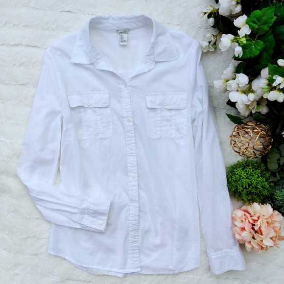 NEW F21 Sheer soft white button-down shirt - Picture 1 of 2
